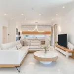 Σπίτι διακοπών Raphael - Luxury And Serenity In Paros Νάουσα