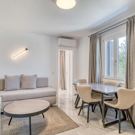 Raphael - Luxury And Serenity In Paros Náoussa