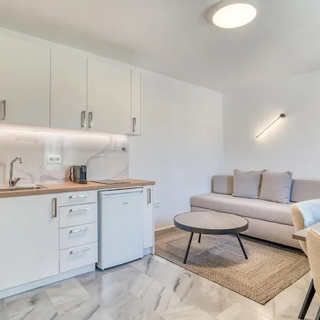 Raphael - Luxury And Serenity In Paros Hébergement de vacances *