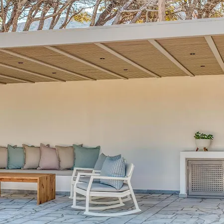 Raphael - Luxury And Serenity In Paros Náoussa