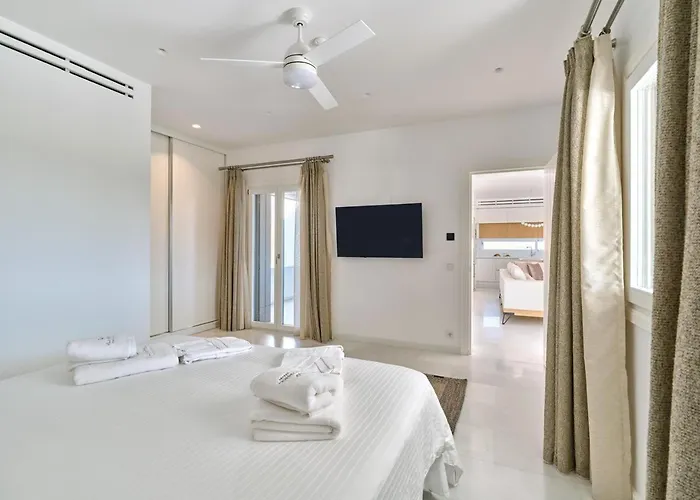 Raphael - Luxury And Serenity In Paros 別荘 ナウサ